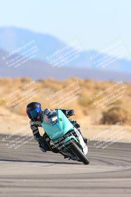 media/Jan-10-2025-CVMA Friday Practice (Fri) [[489e0da257]]/Group 4 and Trackday/Session 4 (Turn 16)/